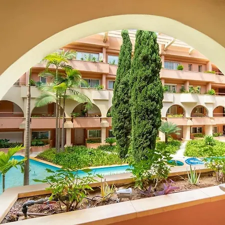 2 Bedroom With Mountain Views In Magna Marbella