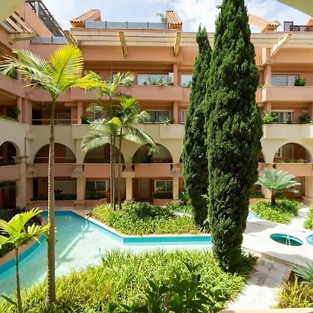 Apartment 2 Bedroom With Mountain Views In Magna Marbella