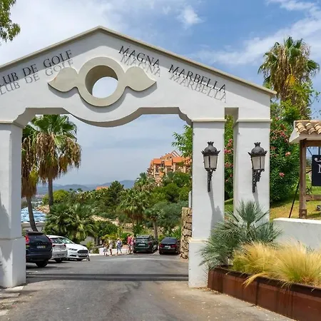 2 Bedroom With Mountain Views In Magna