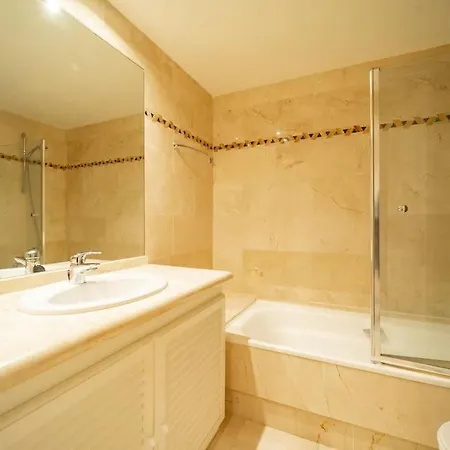 2 Bedroom With Mountain Views In Magna Apartment