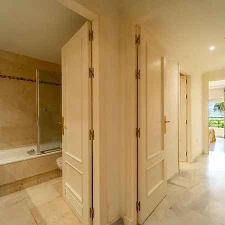Apartment 2 Bedroom With Mountain Views In Magna *