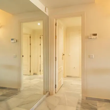 Apartment 2 Bedroom With Mountain Views In Magna *